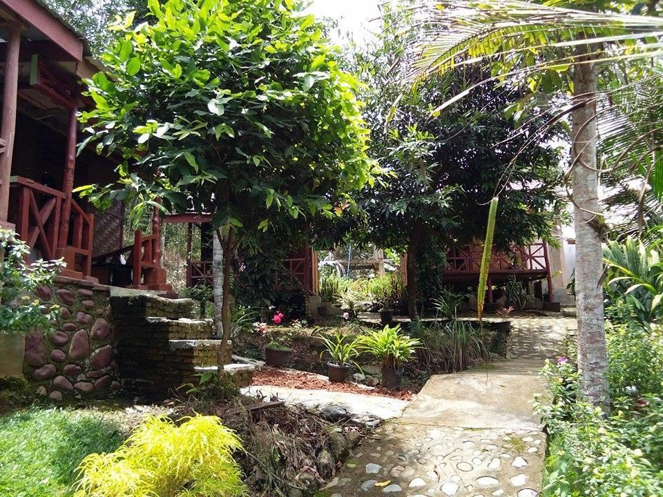 Готель Orchid Bungalow & Restaurant Timbanglawang Екстер'єр фото