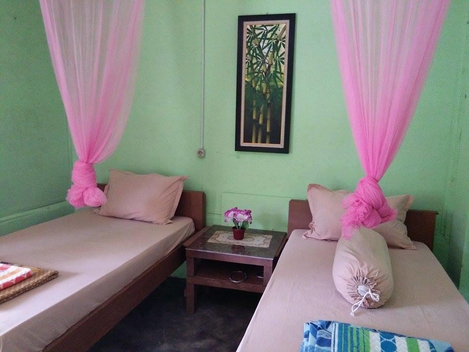 Готель Orchid Bungalow & Restaurant Timbanglawang Екстер'єр фото
